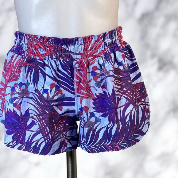 LuluLululemon Will the Wave Surf Short 2.5" Mini Twisted Tropics Hydrangea Multi - Picture 4 of 12